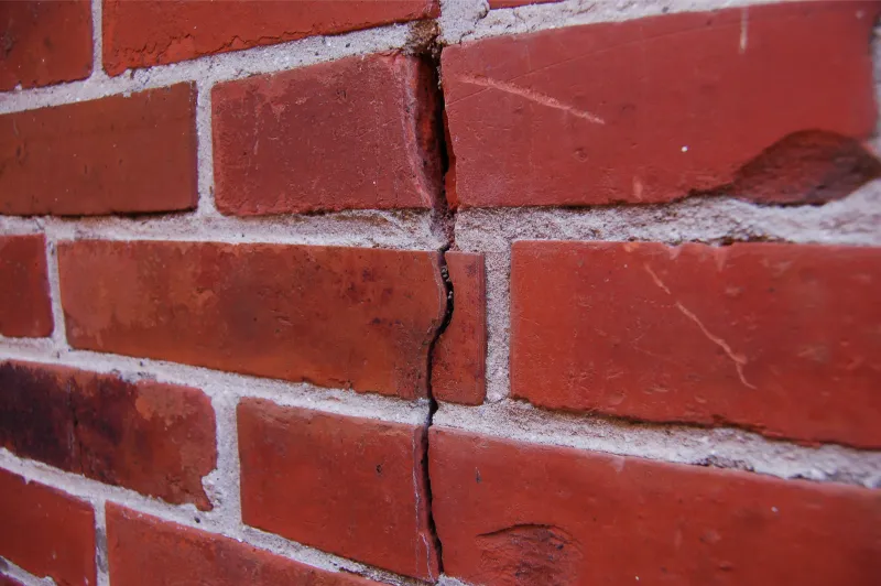 scheur in buitenmuur